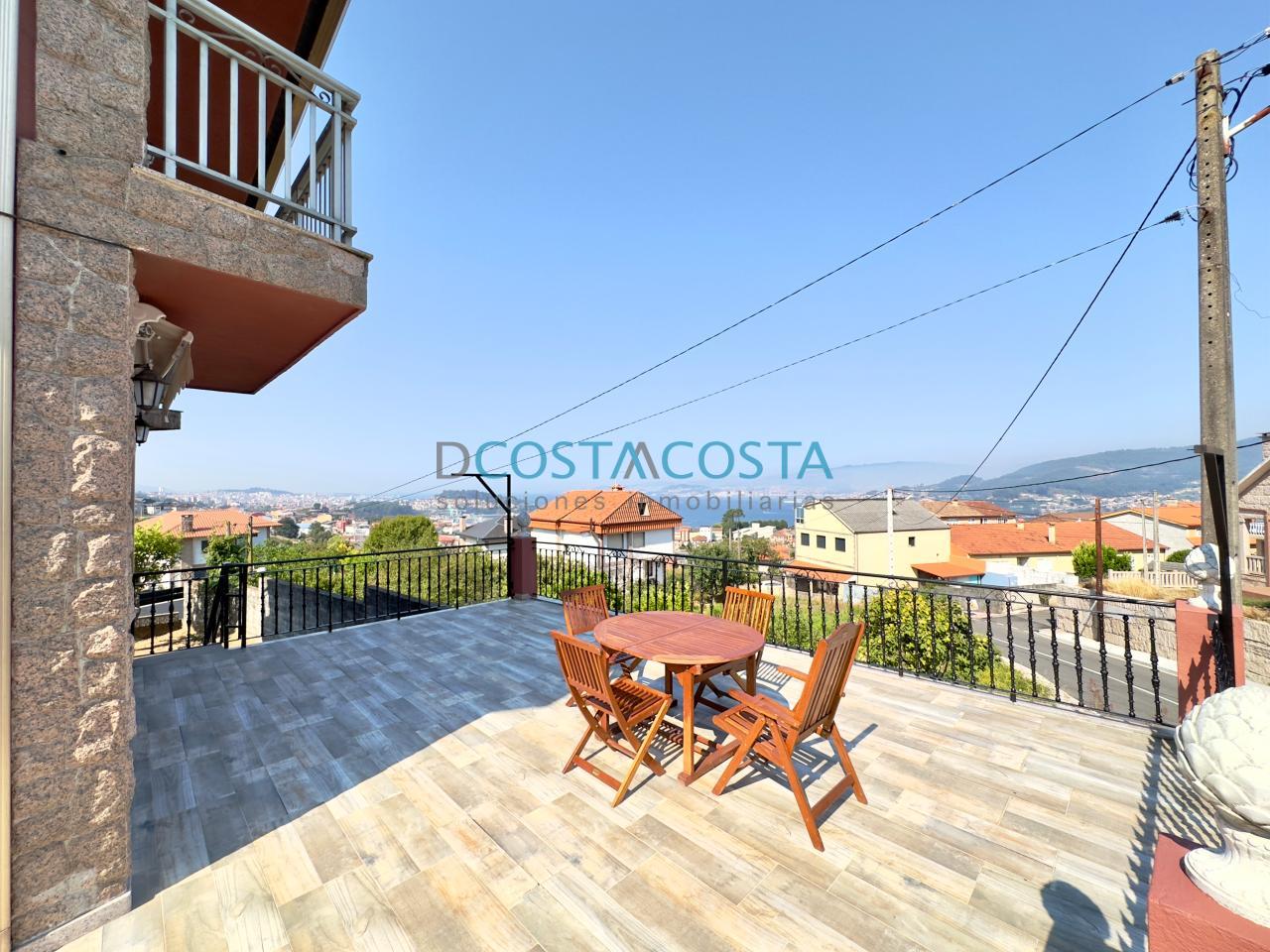 Chalet con vistas al mar en Chapela