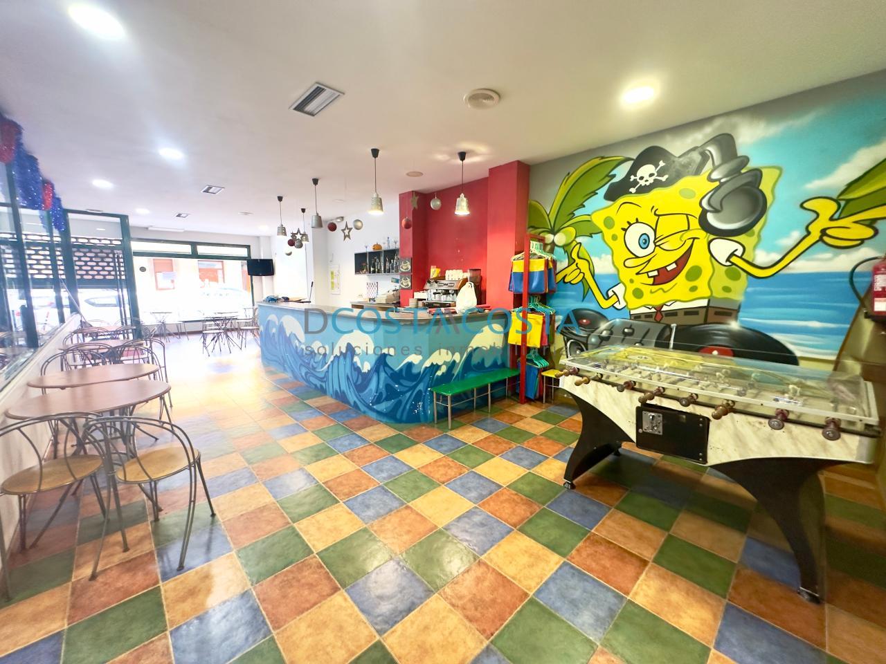 Local comercial acondicionado como parque de bolas y cumpleaños